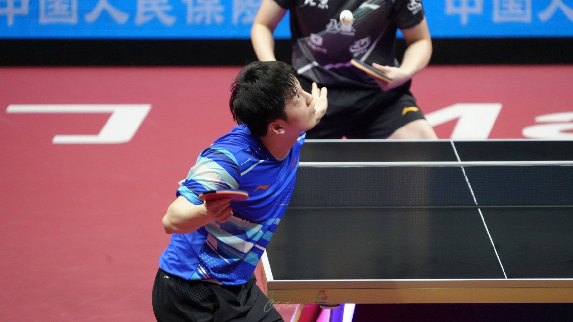 韩国队鏖战英格兰队，樊振东带队取胜