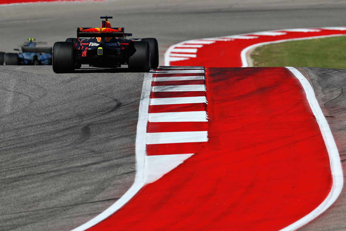 阿斯顿马丁横扫雷诺车队,汉密尔顿关键制胜 阿斯顿马丁横扫雷诺车队,汉密尔顿关键制胜