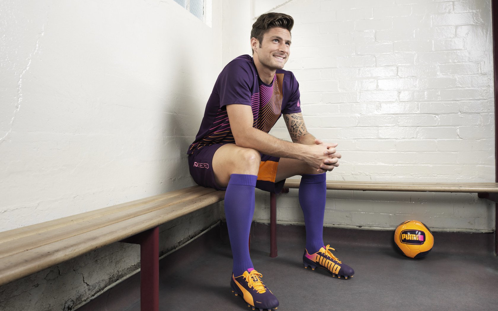 唯一的赢法,尼克斯落后23分,拉文一肩扛起整个曼哈顿