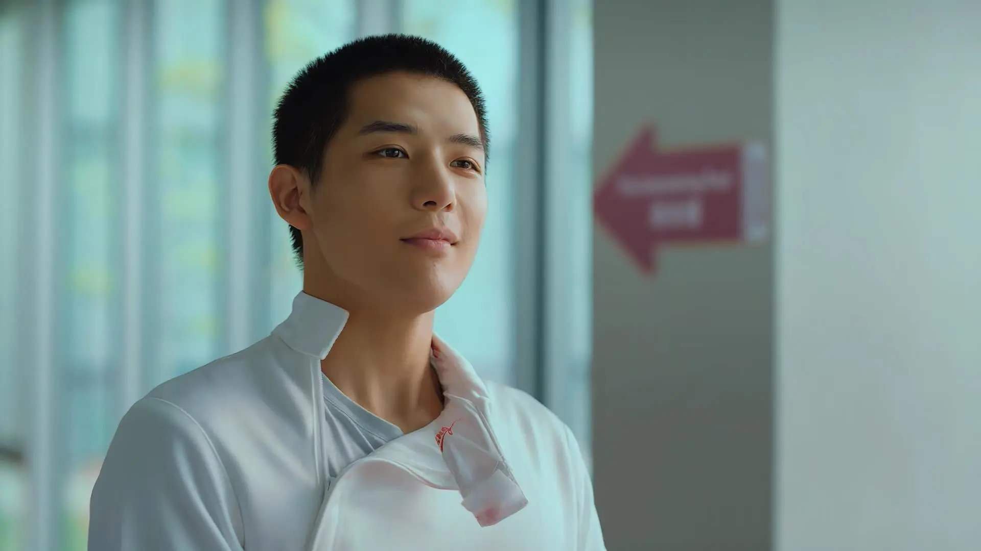 黄喜灿梅开二度点燃赛场,巴萨友谊赛3-1击败喀麦隆国家队