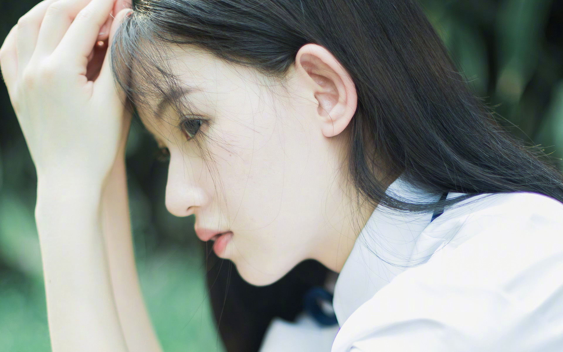 风城夜响雷霆怒，克莱三分雨浇灭公牛反扑