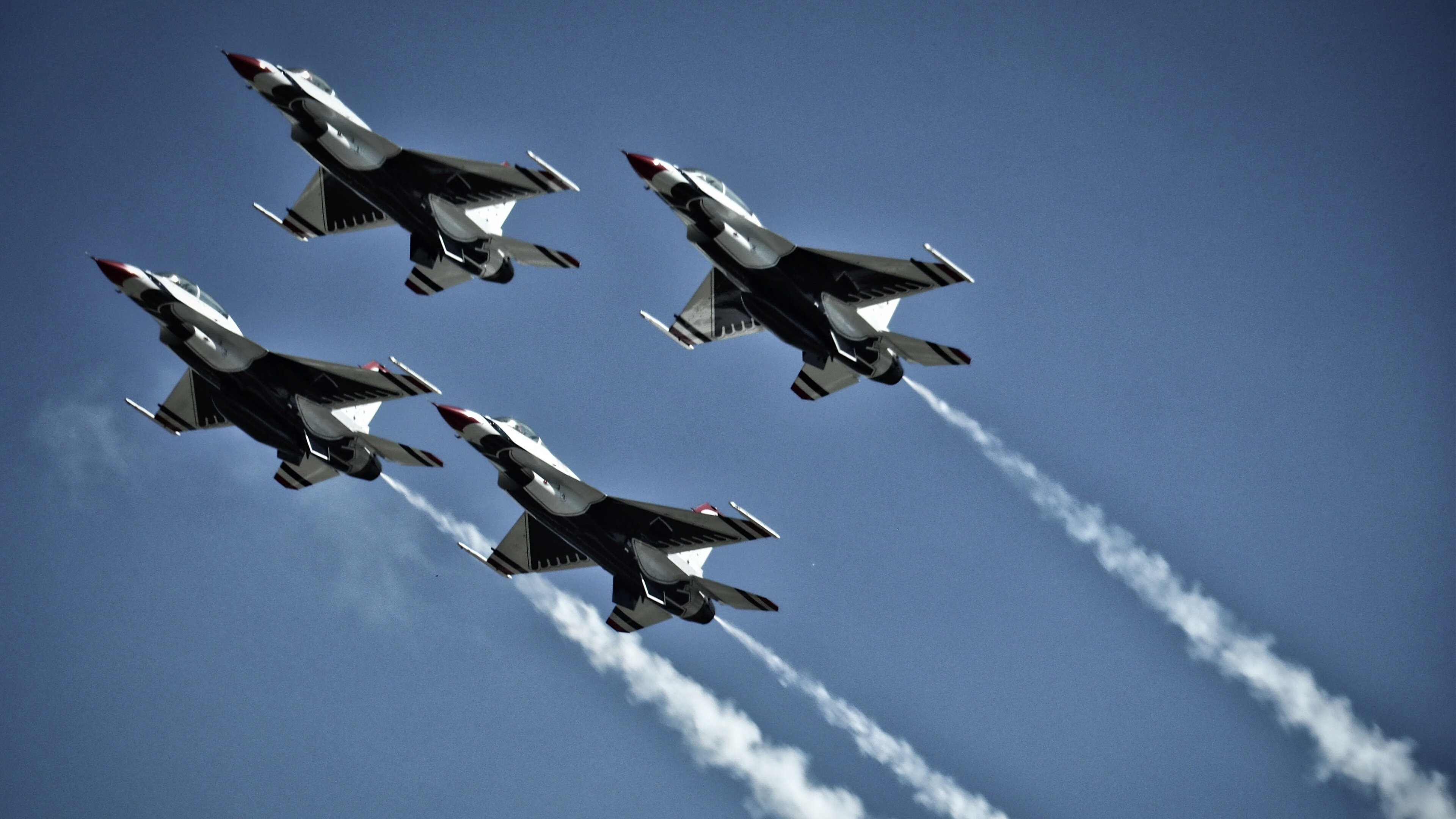 开云sport-当塞维利亚的橙花遇见潘帕斯的鹰，一场被哈弗茨重新定义的时空足球